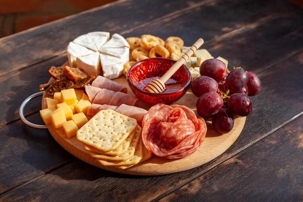 how to serve honeycomb on a charcuterie board