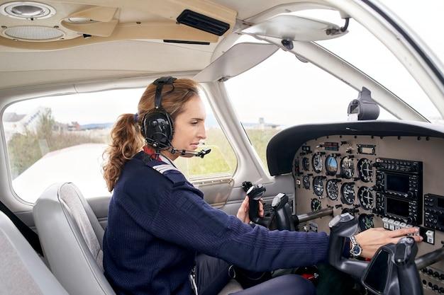 disadvantages of being a female pilot