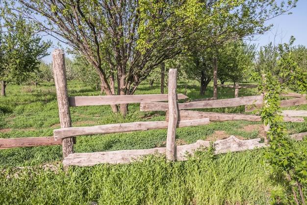 farm style fence ideas