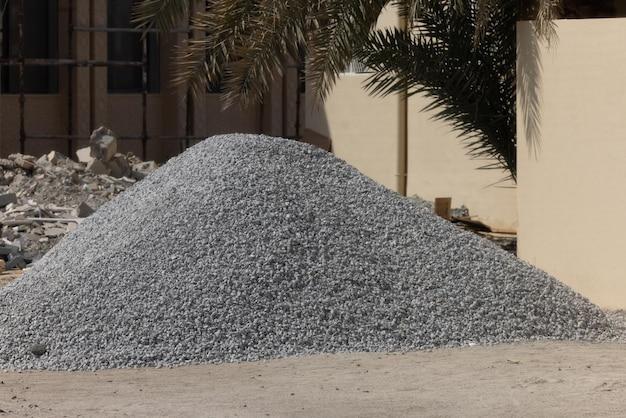 How To Crush Concrete Into Gravel 