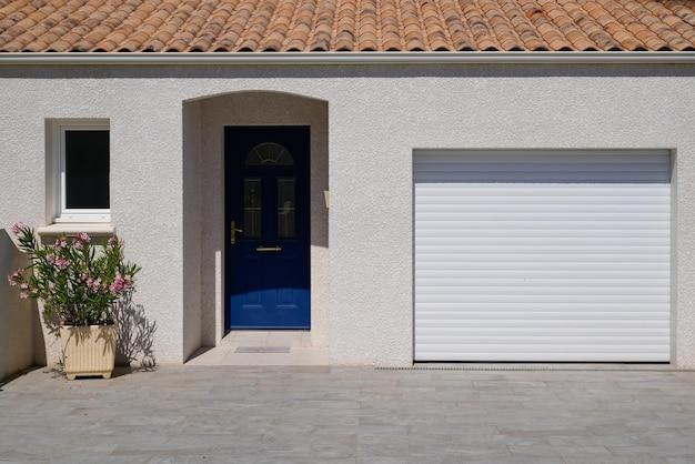 How Much Does It Cost To Build A Garage With Living Quarters 