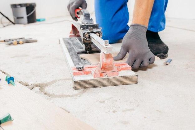  How To Cut Ceramic Tile Lengthwise 