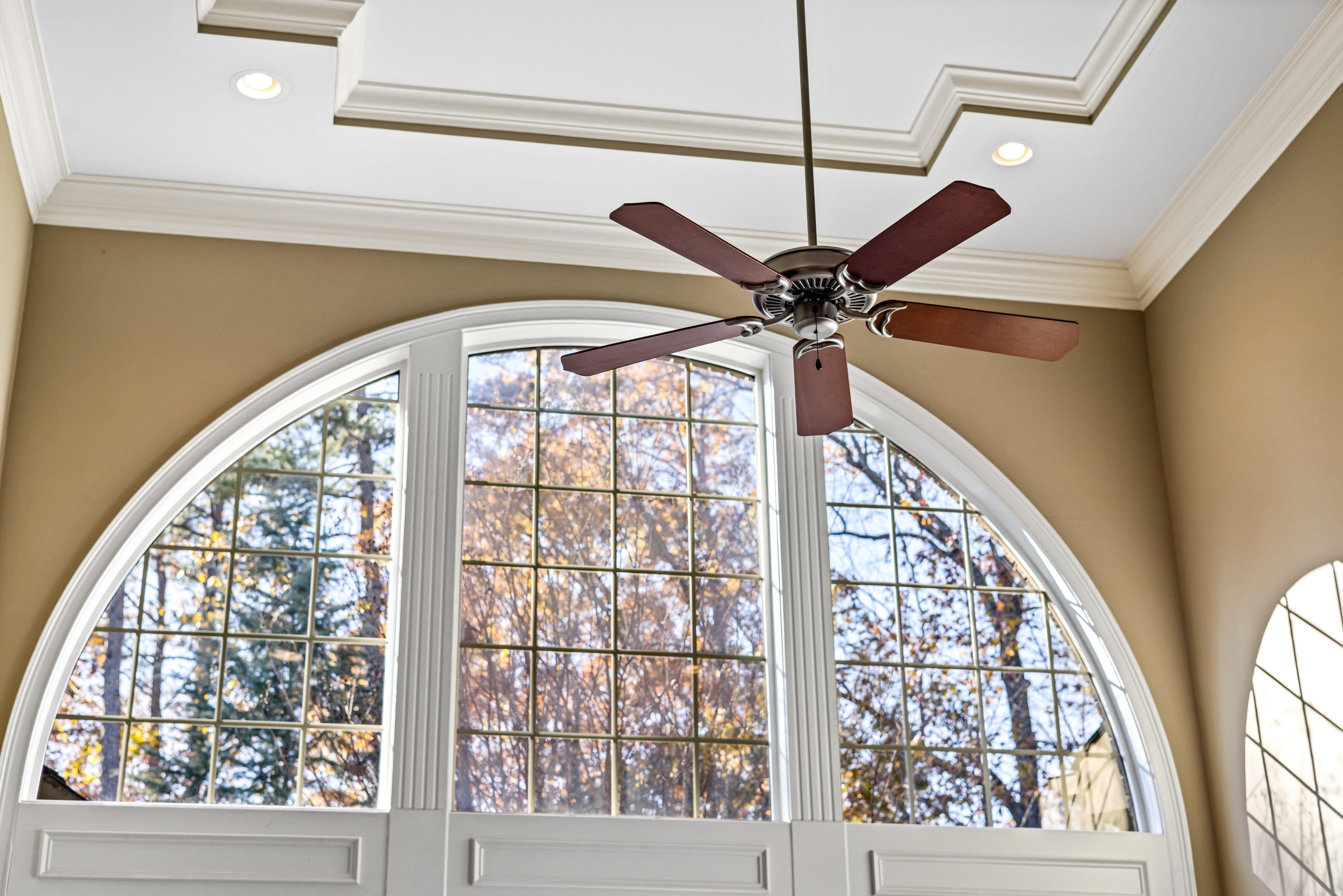  How To Mount A Ceiling Fan On A Vaulted Ceiling 