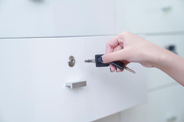  How To Open A Simple Drawer Lock 