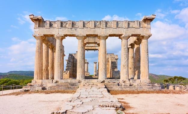  What Are The Characteristics Of Greek Art And Architecture 