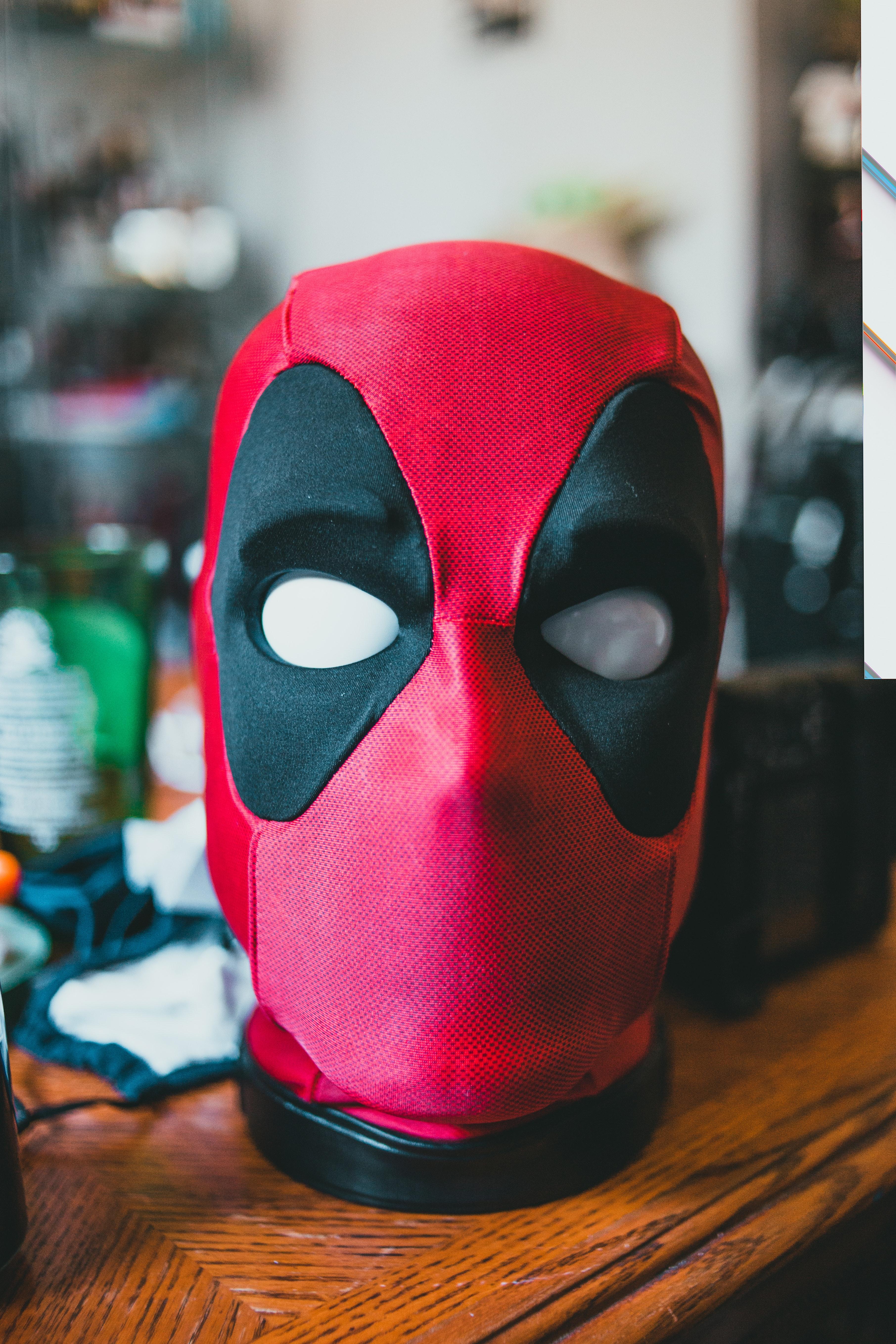 Why Does Deadpool Wear A Mask 